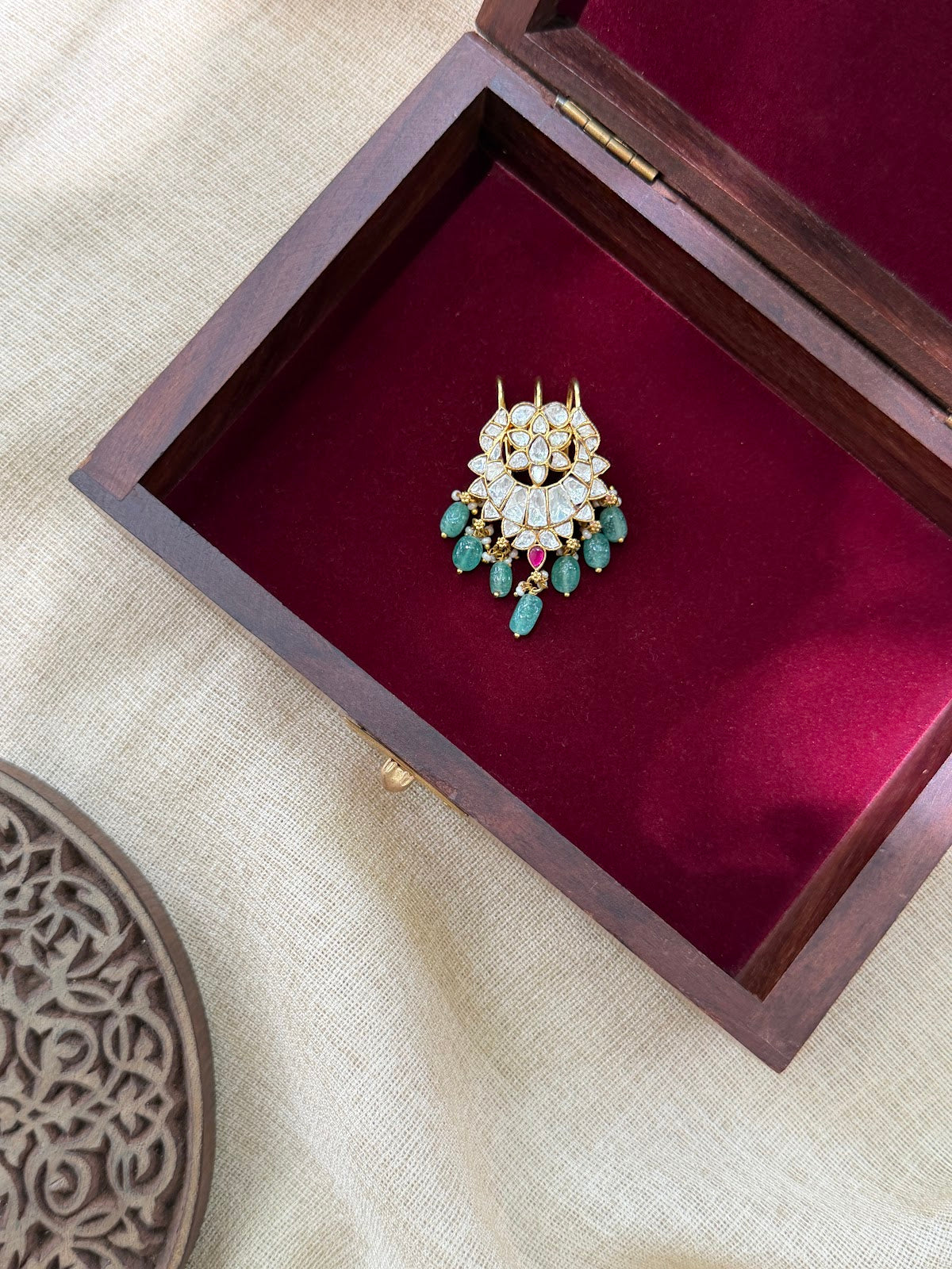 White Jadau Kundan Hair Pendant | Handmade Gold Plated | HA402