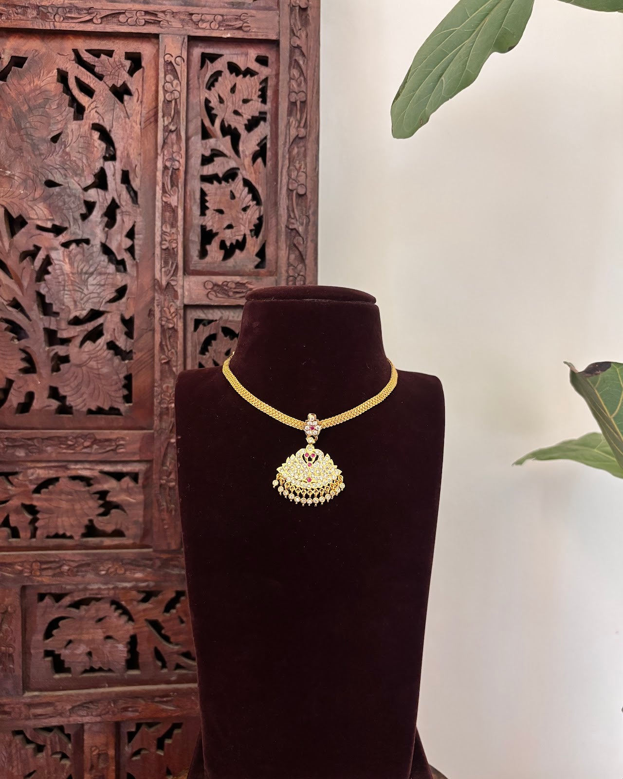 Vintage Impon Attigai Necklace – Ruby and White | Handmade Gold Tone | NC802