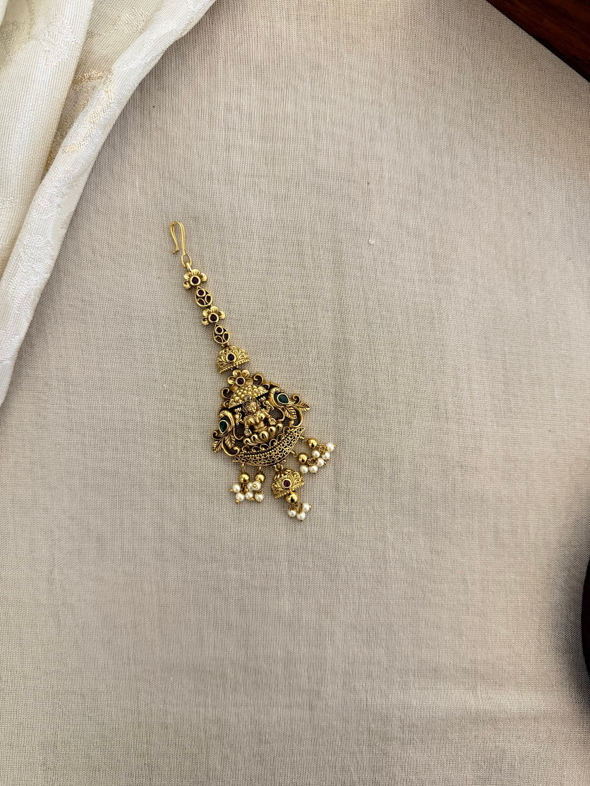 Antique Lakshmi Maang Tikka Ruby Green | MT336