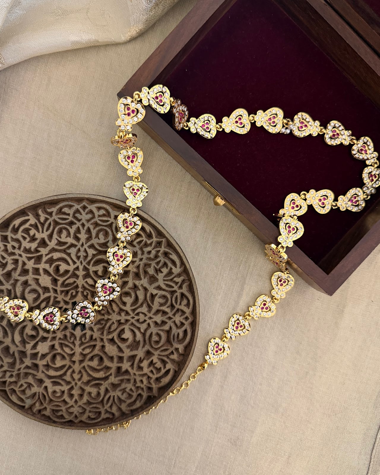 Vintage White Impon Hip Chain WB026