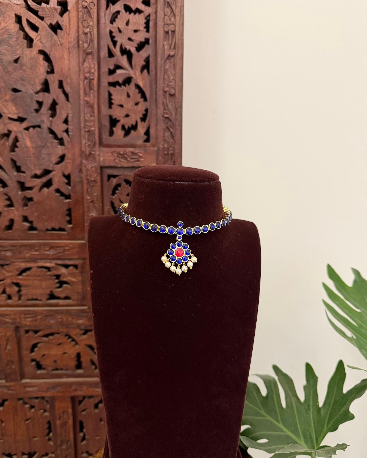 Vintage Impon Necklace Blue NC691