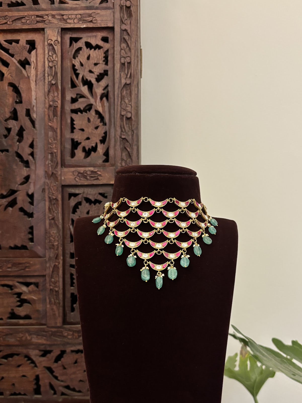 Handcrafted Contemporary Kundan Necklace with Earrings