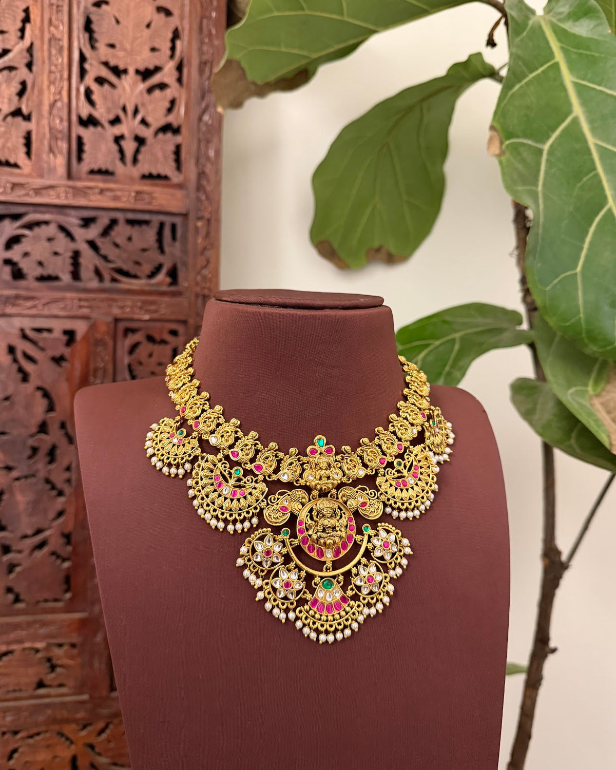 Nakshi Kundan Lakshmi Necklace with Earrings | NC894
