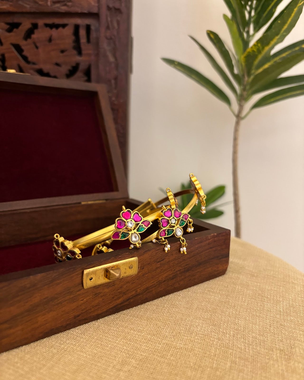 Floral Peacock Jadau Kundan Armlets AR010 view 1