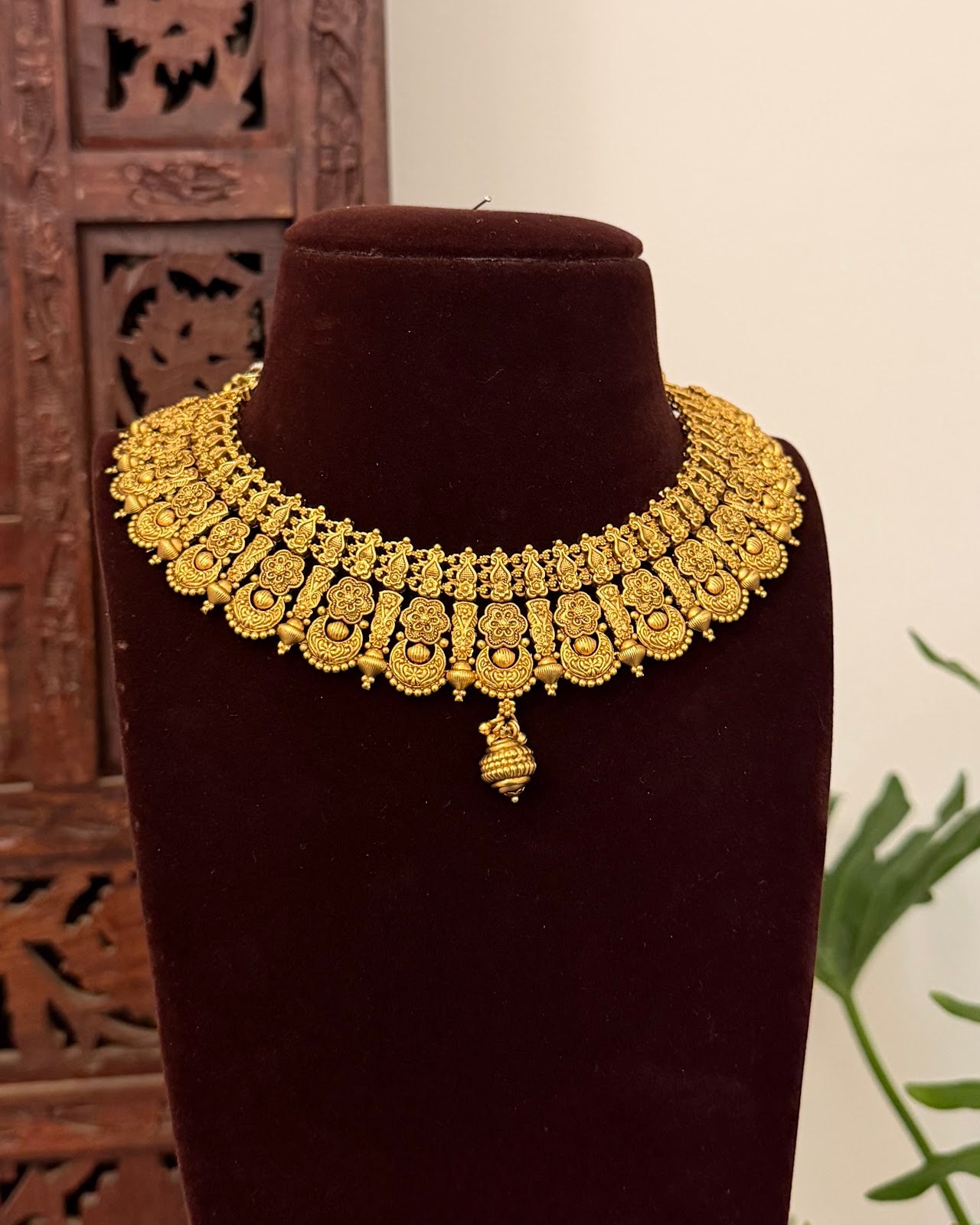 Traditional Antique Gold Matte Necklace & Earrings Set NC708