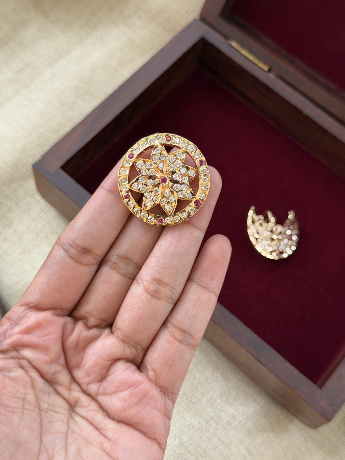 Jadau Kundan Sun & Moon Hair Accessory – Gold Plated | HA420