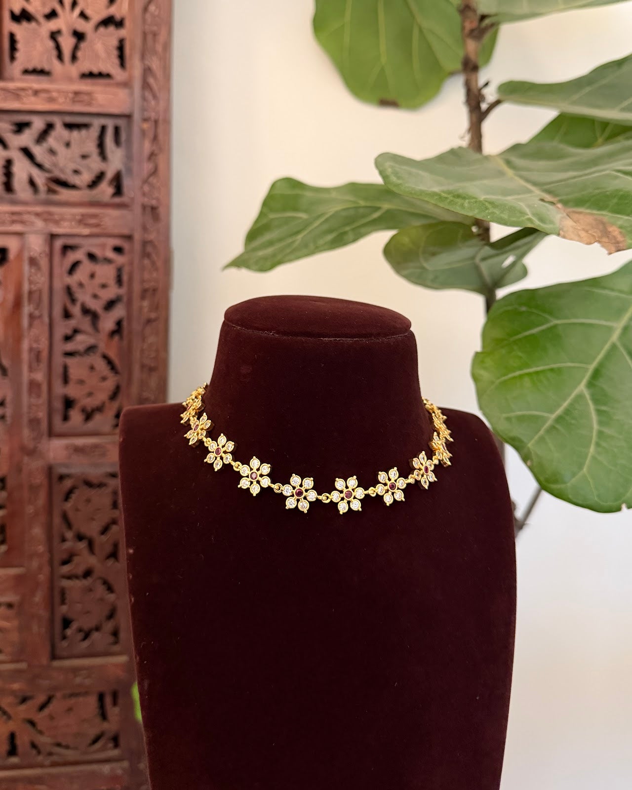 Vintage Floral Impon Choker Necklace | Ruby & White | Handmade Gold Tone | NC824