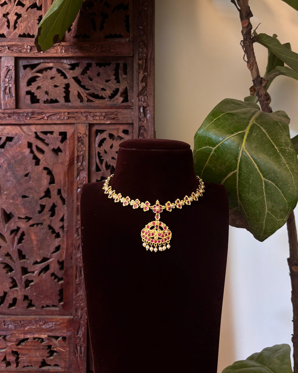 Traditional Vintage Impon Ruby & White Necklace | Handmade Gold Tone | NC928