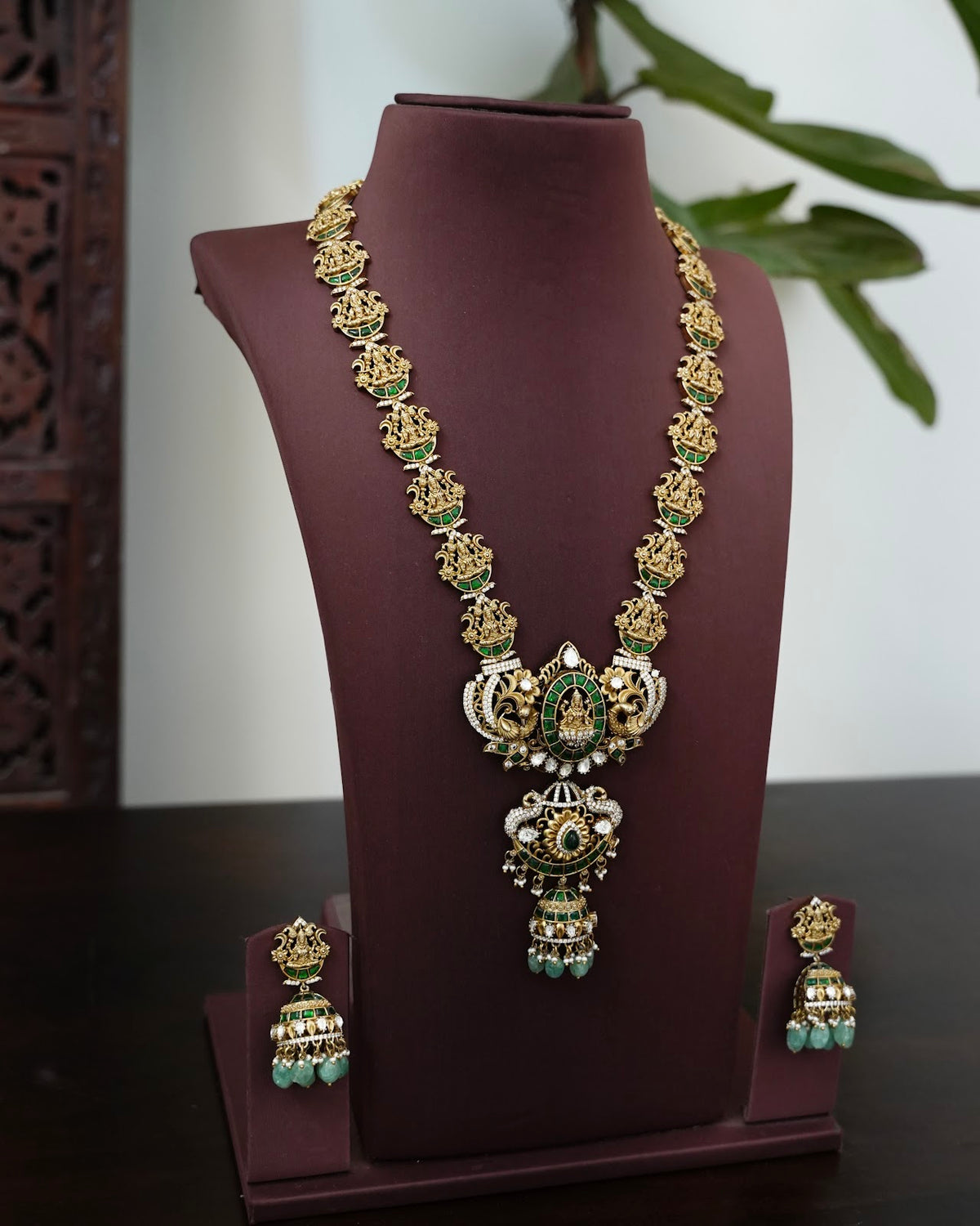 Traditional Goddess Lakshmi Bridal Necklace with Earrings | Green  | NC888