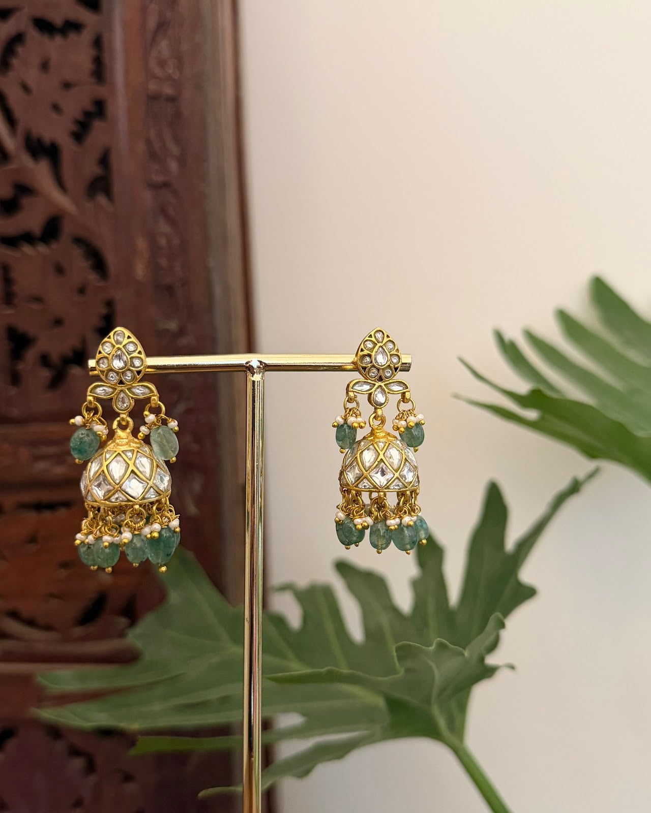 White Floral Jadau Kundan Jhumkas ER386