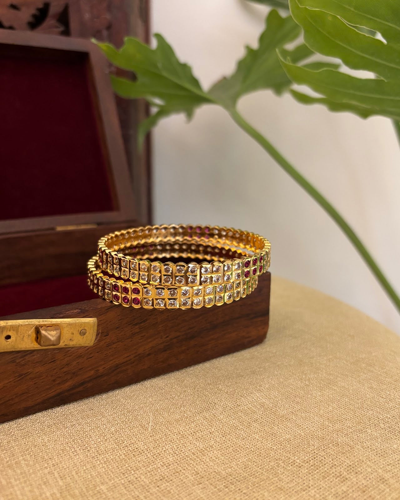 Traditional Ruby White Jadau Kundan Bangle BA94