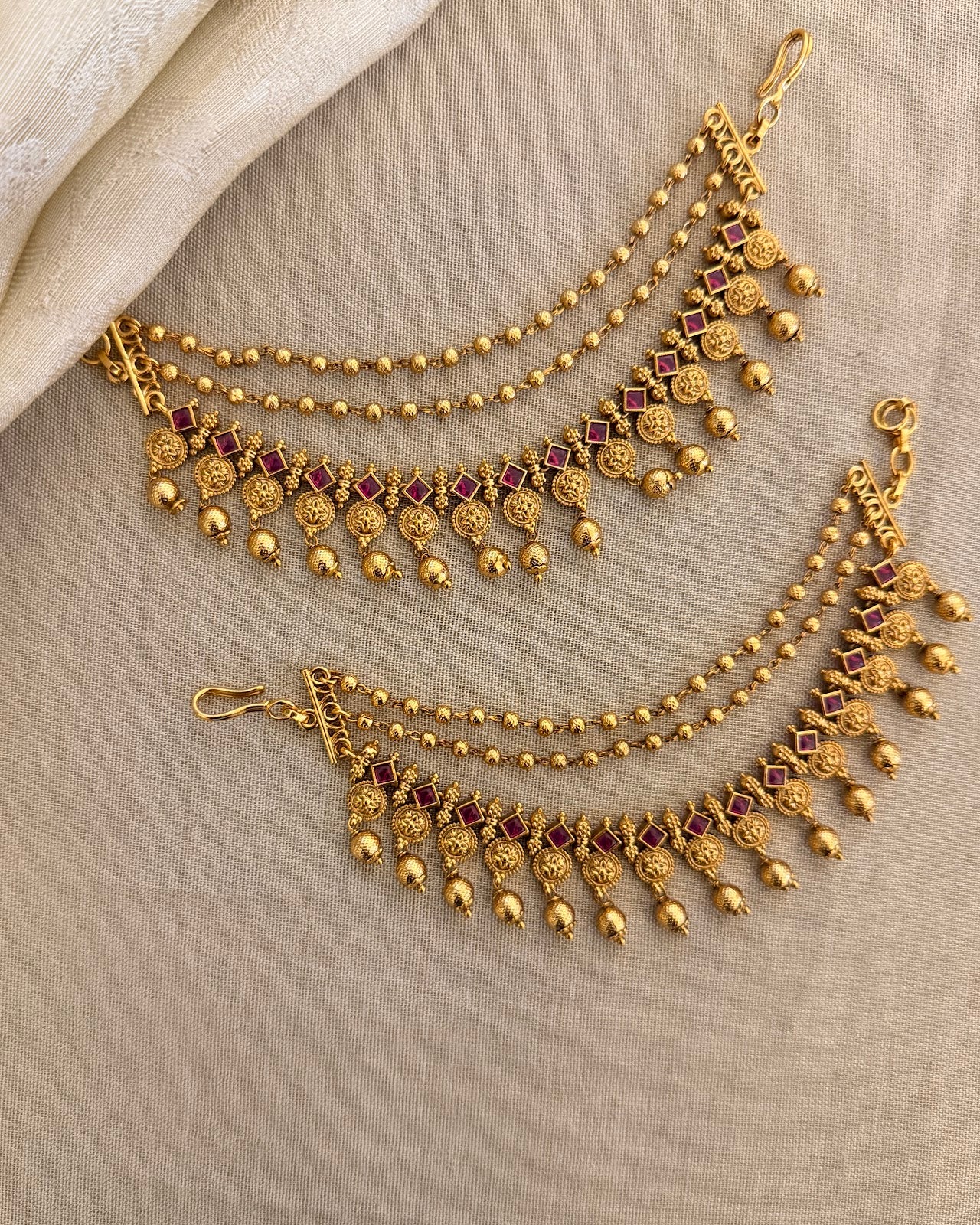 Royal Drift Three Layer Ear Chain EC208