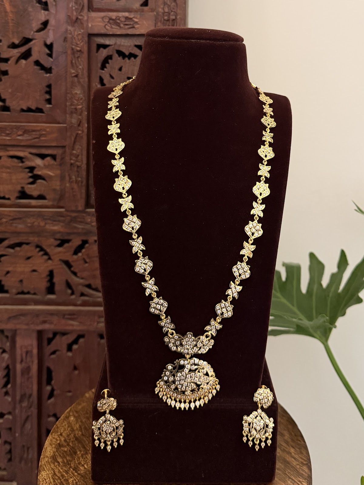 Floral Impon Peacock Attigai Necklace NC707