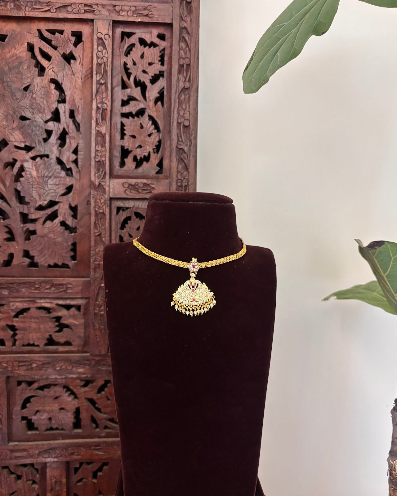 Vintage Impon Attigai Necklace – Ruby and White | Handmade Gold Tone | NC802
