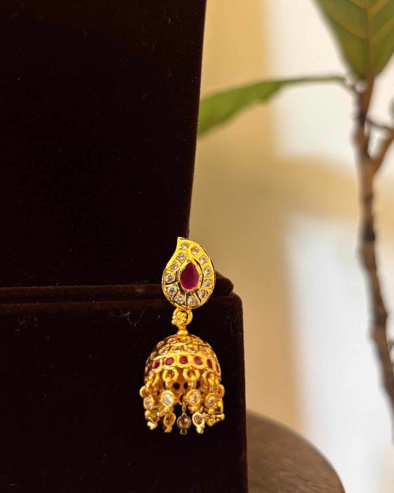 Heritage Vintage Mango Imon Necklace Set with Earrings | Ruby & White | NC764