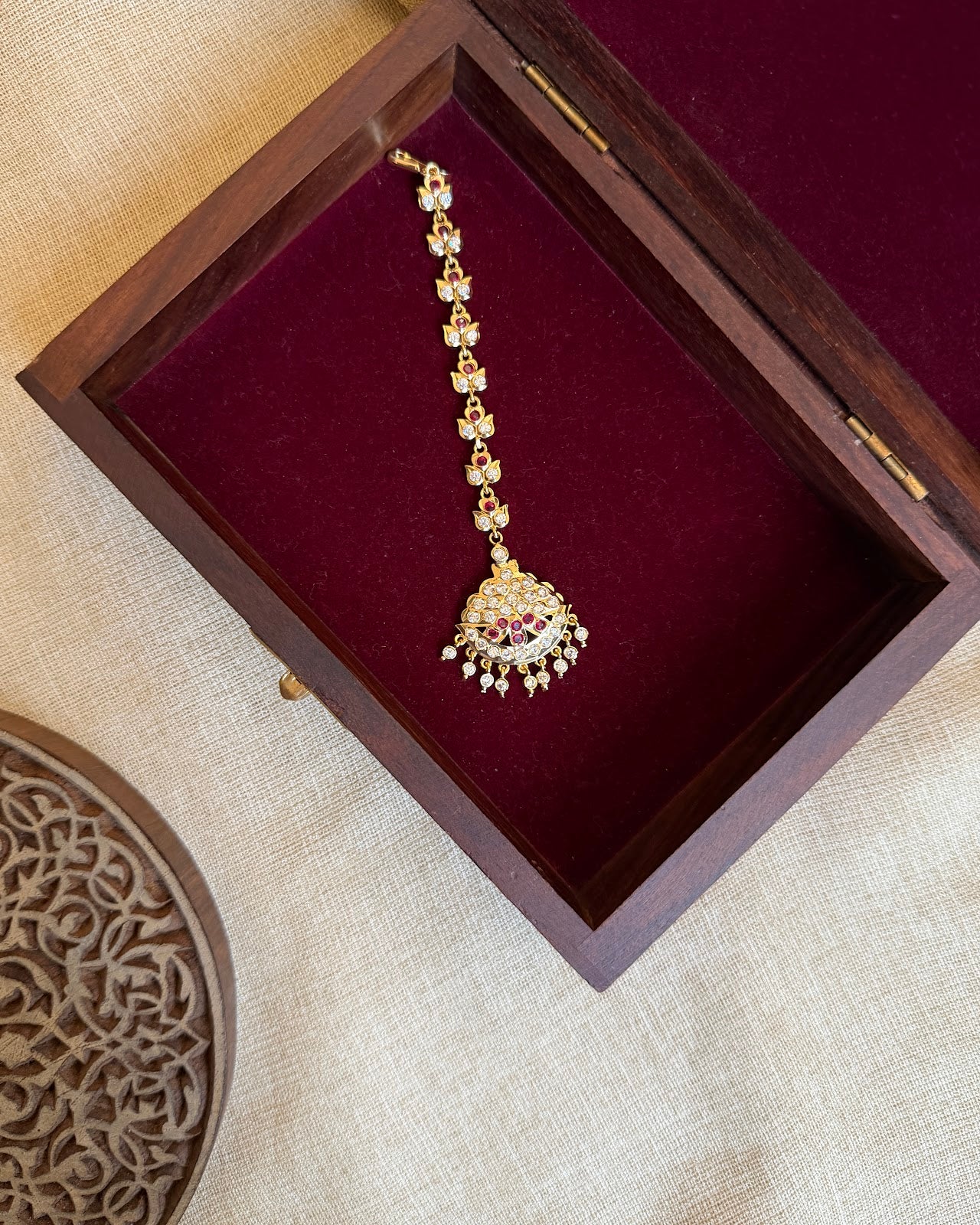 Vintage Impon Floral Maang Tikka | White & Ruby | MT349