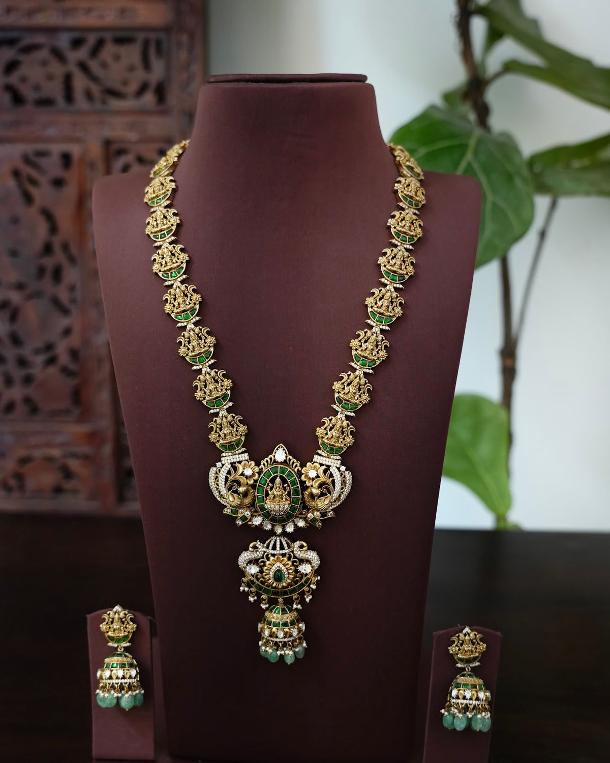 Traditional Goddess Lakshmi Bridal Necklace with Earrings | Green  | NC888