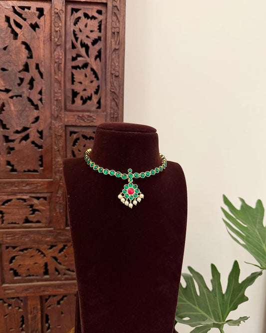 Vintage Impon Necklace Green NC690