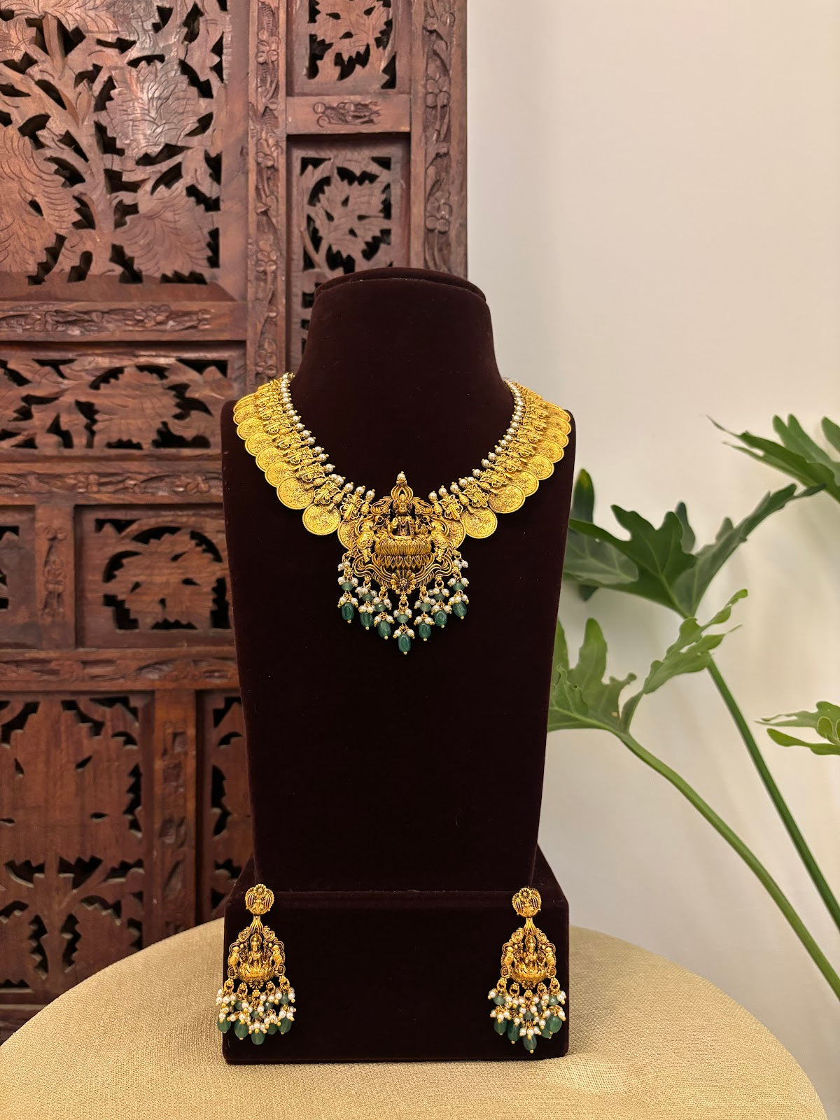 Heritage Kaasu Haram Royal Lakshmi Pendant - NC687