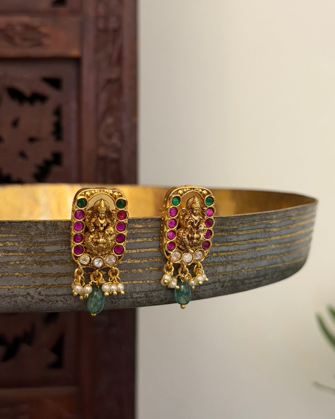 Statement Multicolor Jadau Kundan Lakshmi Jhumkas ER387