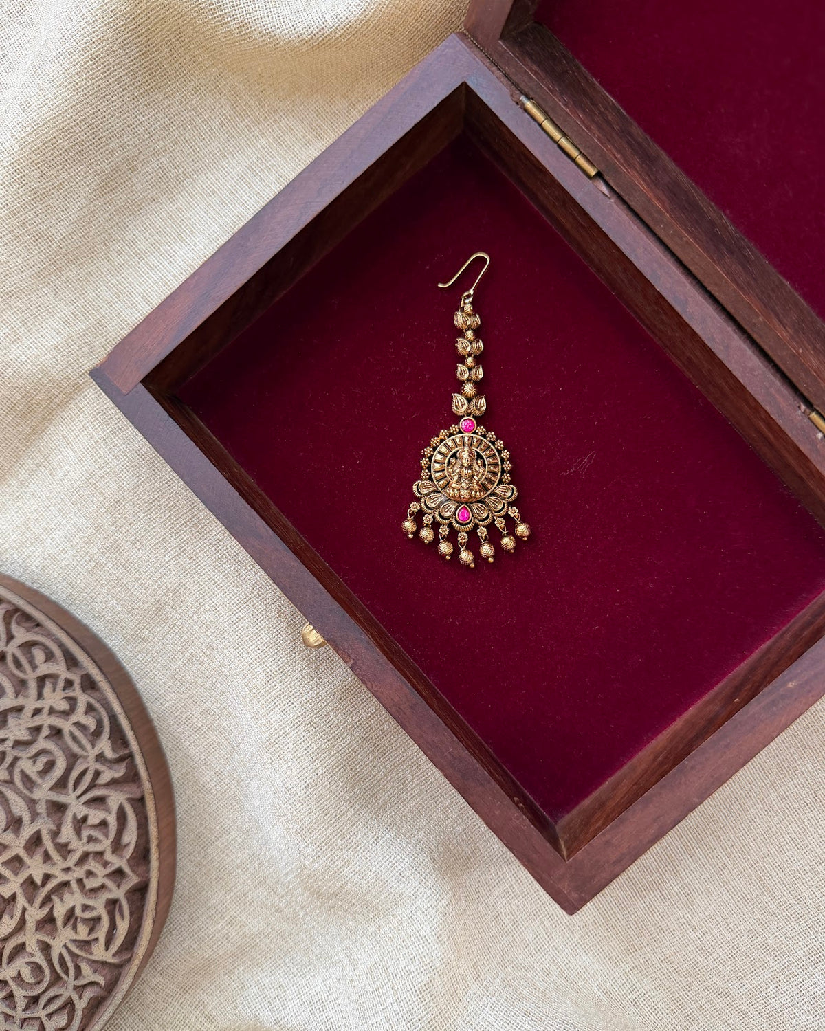 Antique Lakshmi Motif Maang Tikka | Handmade Antique Gold Plated | MT378