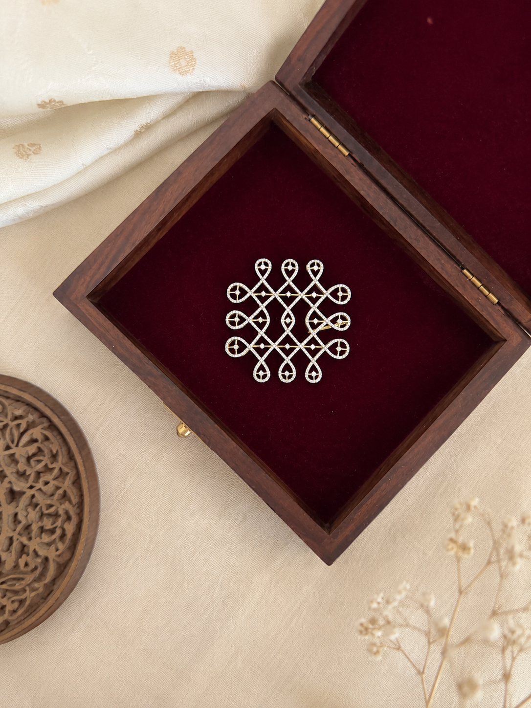 Kolam Muggu Pendant Set HA358