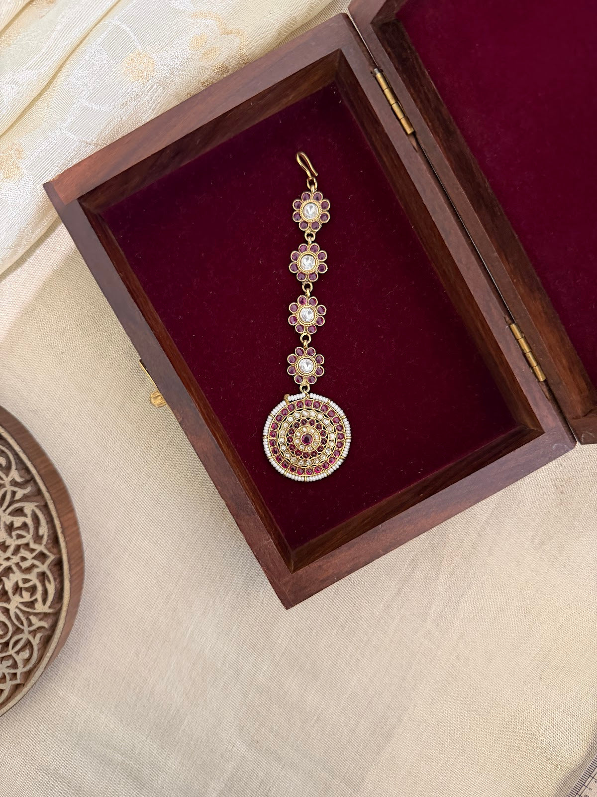 Ruby & White Floral Jadau Kundan Maang Tikka | MT328