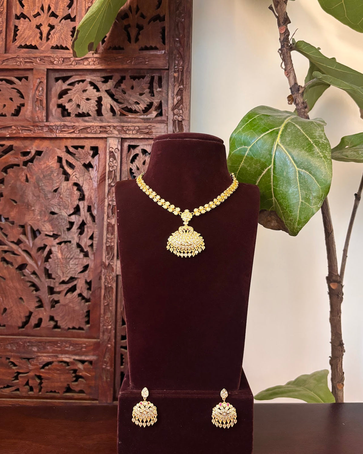 Traditional Vintage Impon White Necklace Set with Earrings | Handmade Gold Tone | NC929