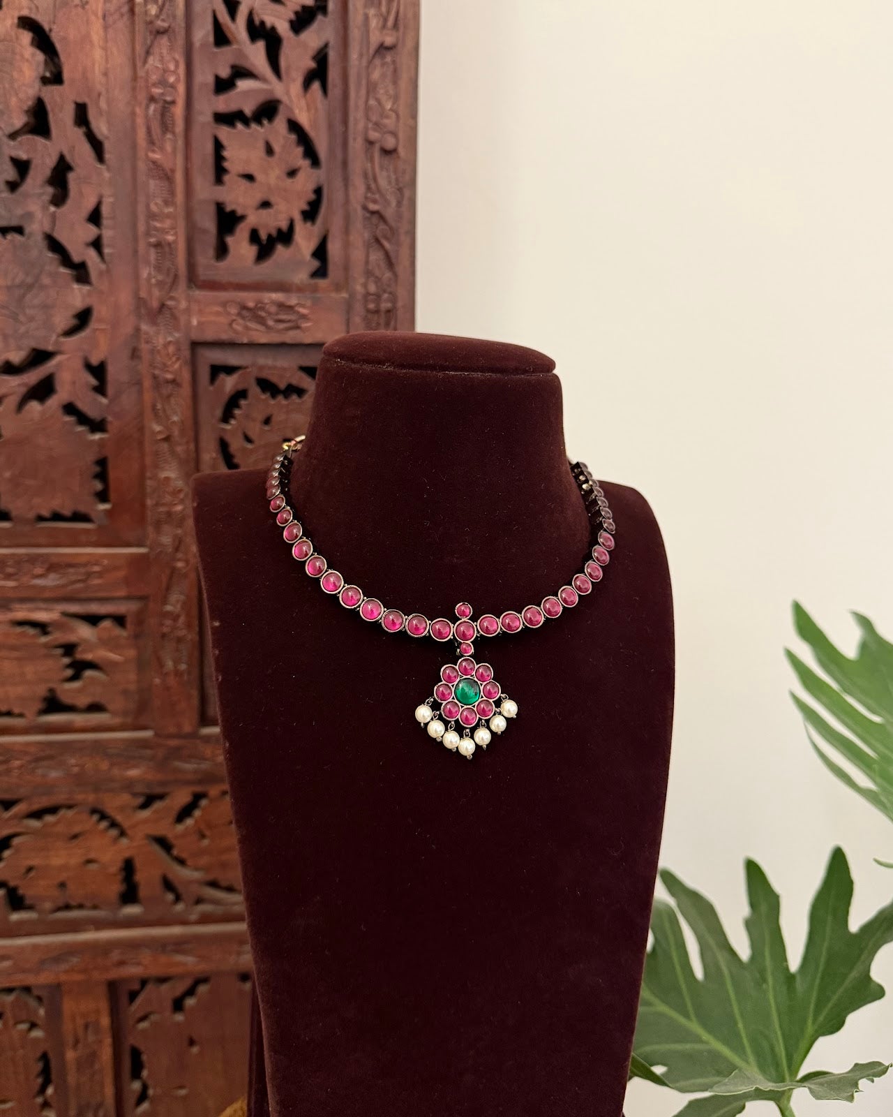 Vintage Impon Necklace Ruby NC689