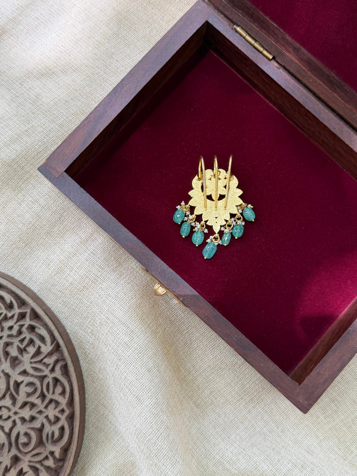 White Jadau Kundan Hair Pendant | Handmade Gold Plated | HA402