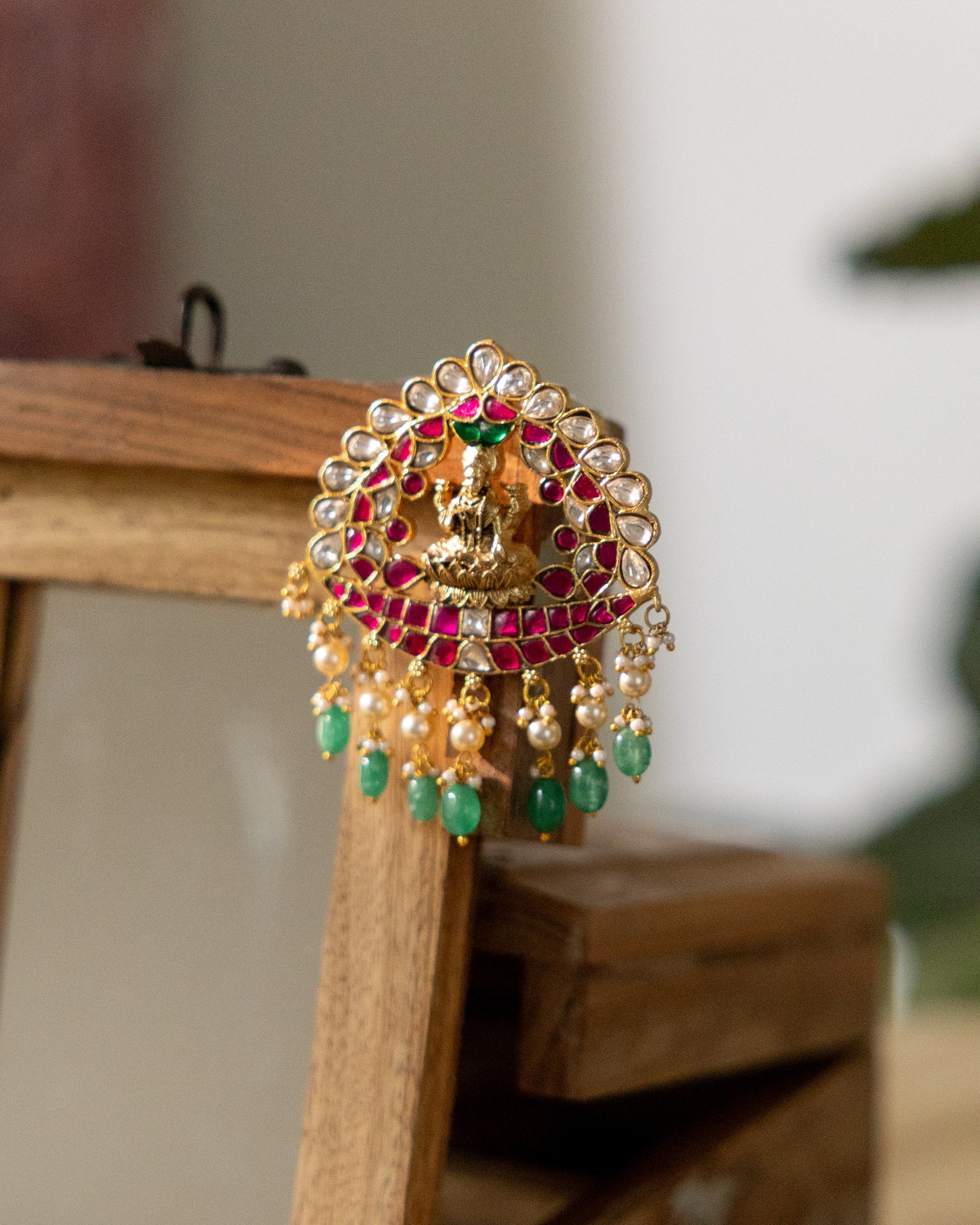 Antique Jadau Kundan Lakshmi Pendant | HA310