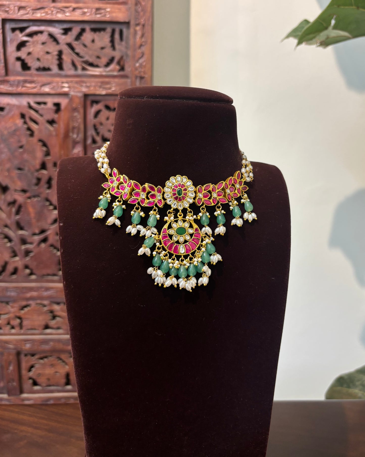 White Green Jadau Kundan Choker Necklace with Floral Center Pendant  | NC608