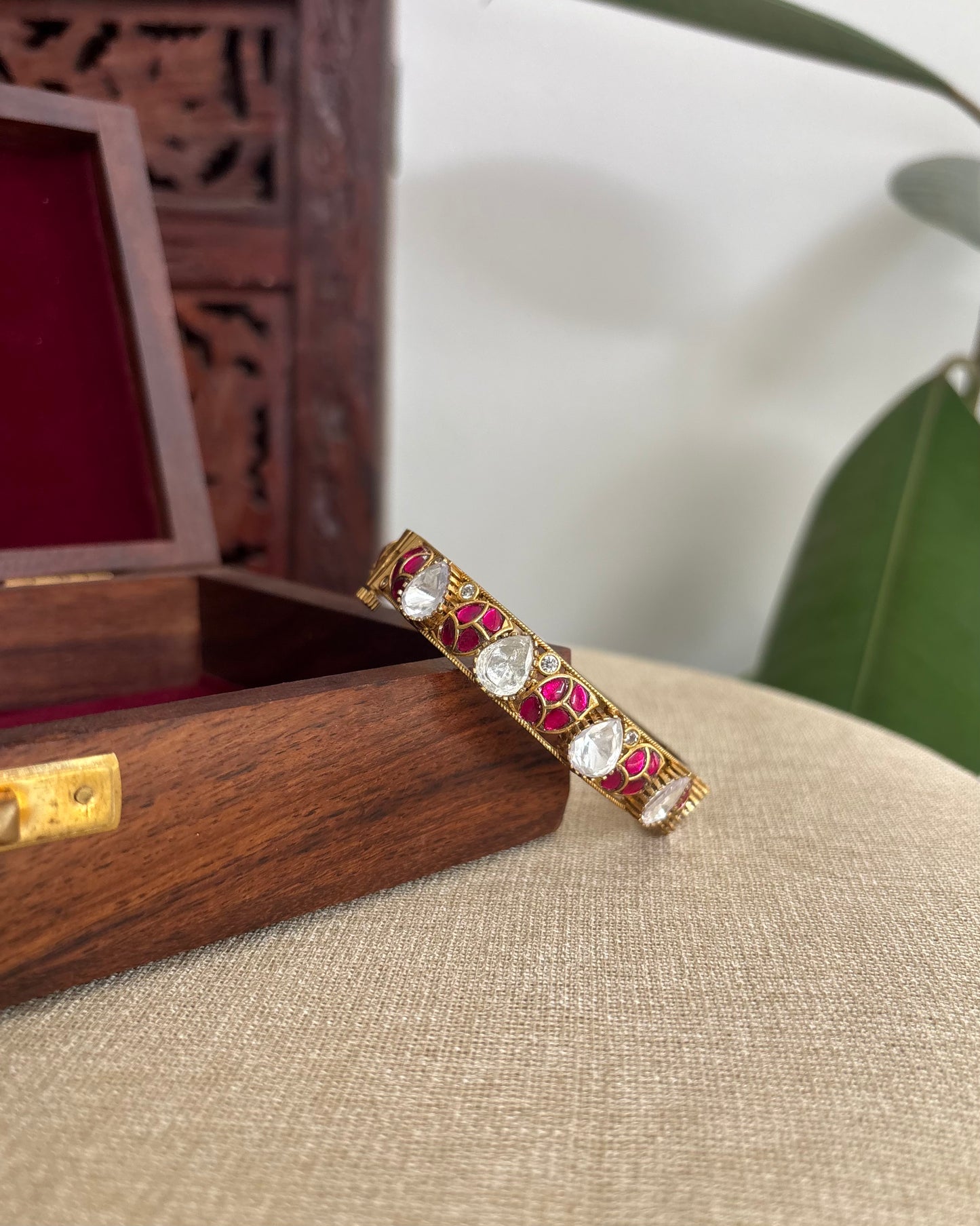 Ruby White Jadau Kundan Bangle | BA086