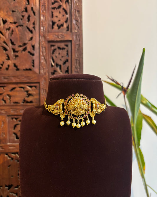 Minimal Lakshmi Motif Choker Necklace | Matching Earrings | NC251