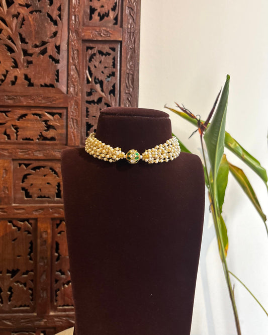 The Classic Pearl Edit: Convertible Choker Necklace | Green | NC242