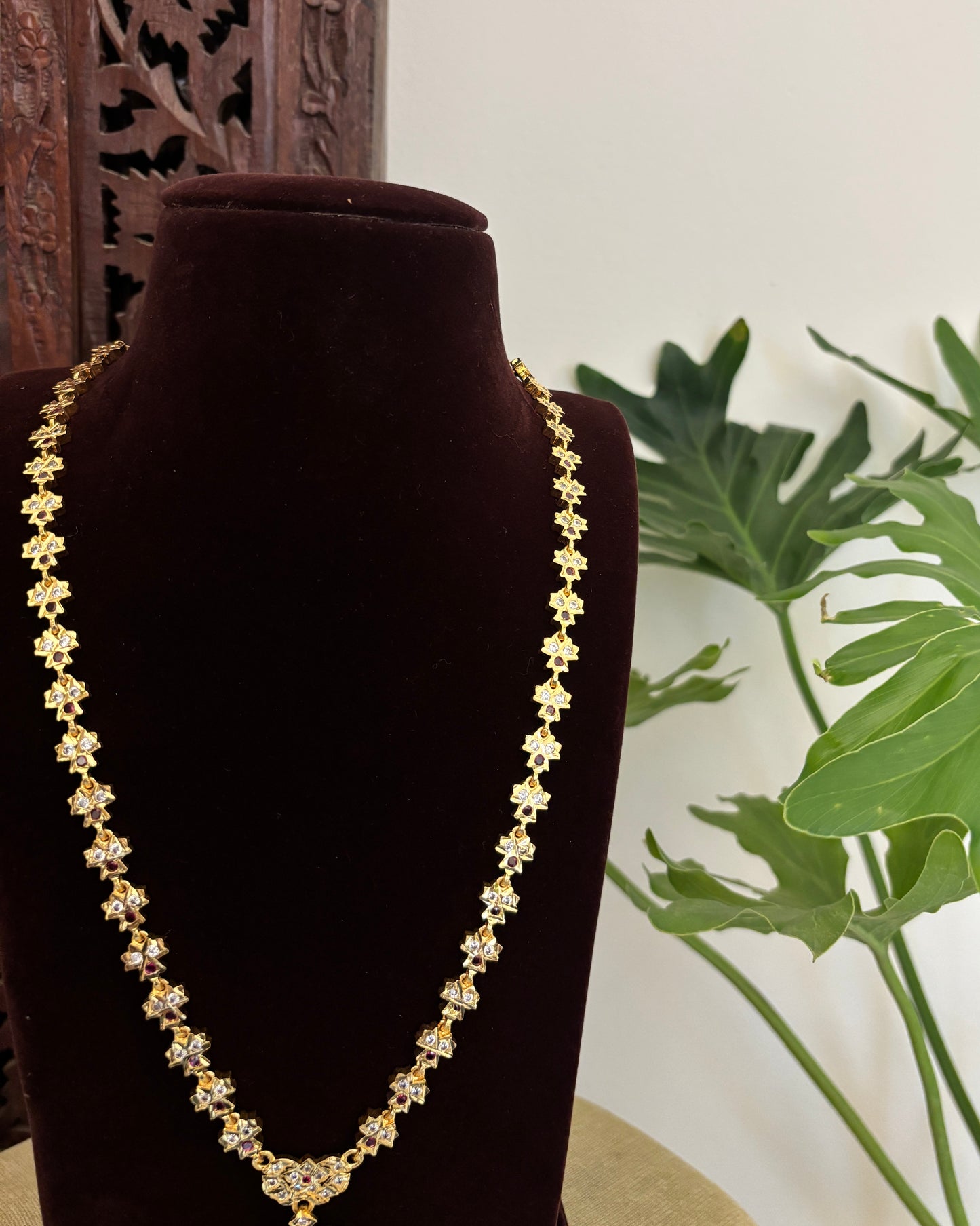 Vintage Impon Necklace  –  Ruby and White | NC681
