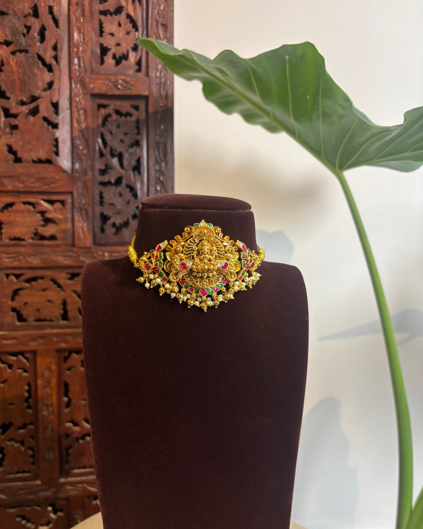 Antique Gold Lakshmi Necklace Set – Jadau Detailing with Pearl Drops | NC320