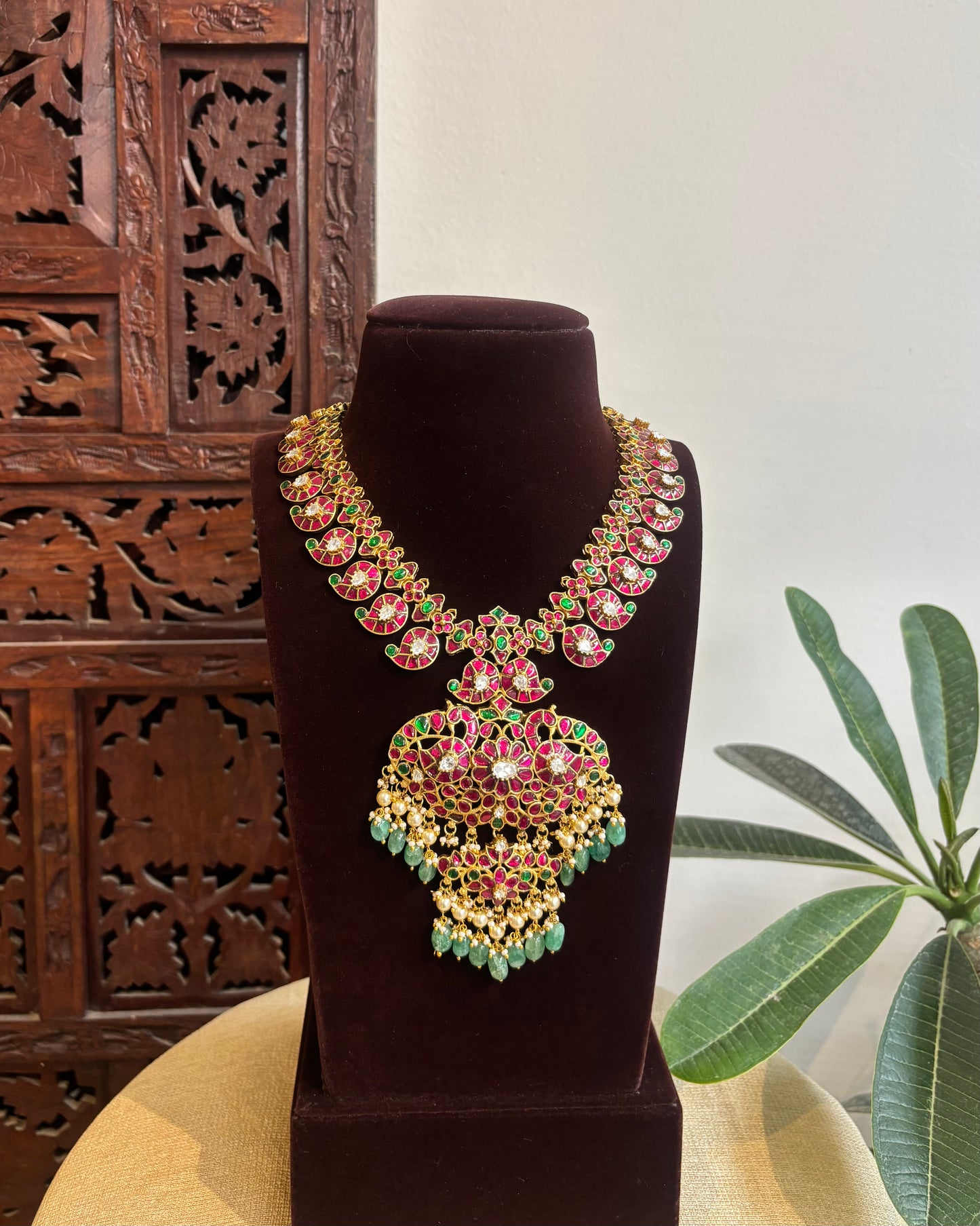 Mossanite Kundan Mango Lakshmi Necklace – Contemporary Design | NC490
