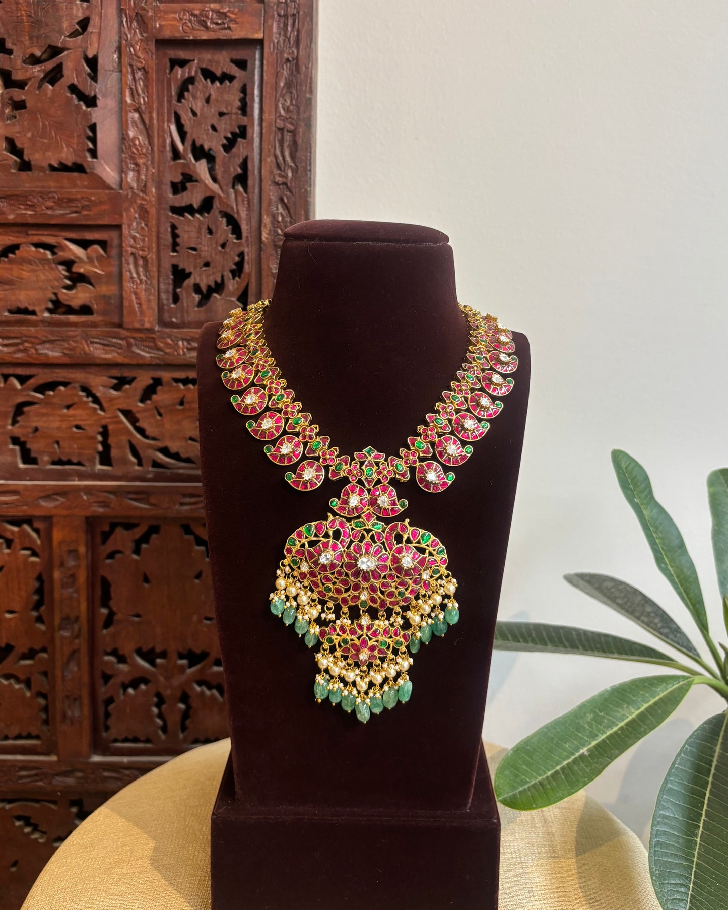 Mossanite Kundan Mango Lakshmi Necklace – Contemporary Design | NC490