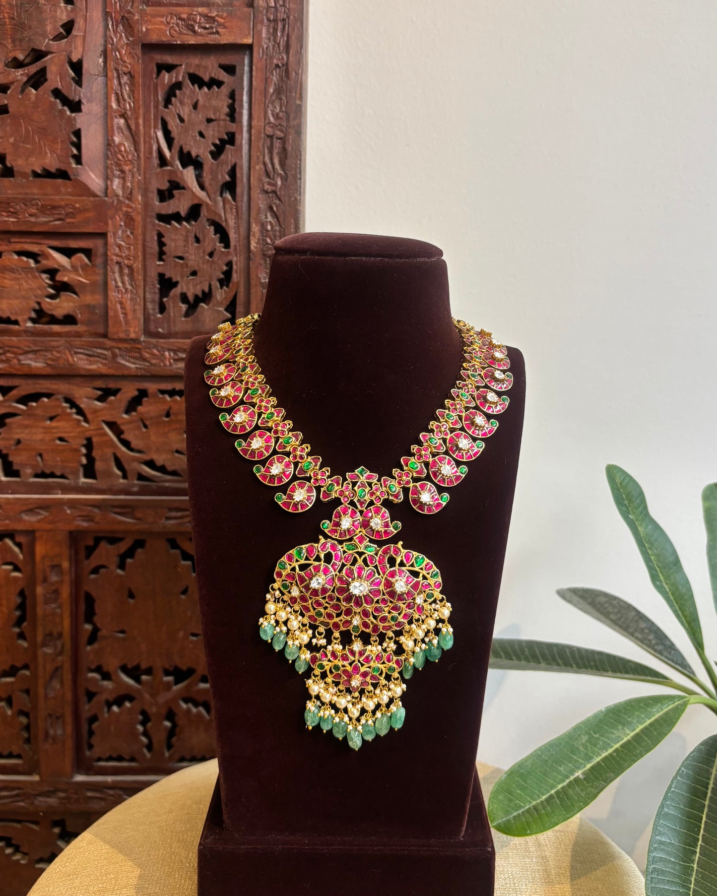 Mossanite Kundan Mango Lakshmi Necklace – Contemporary Design | NC490