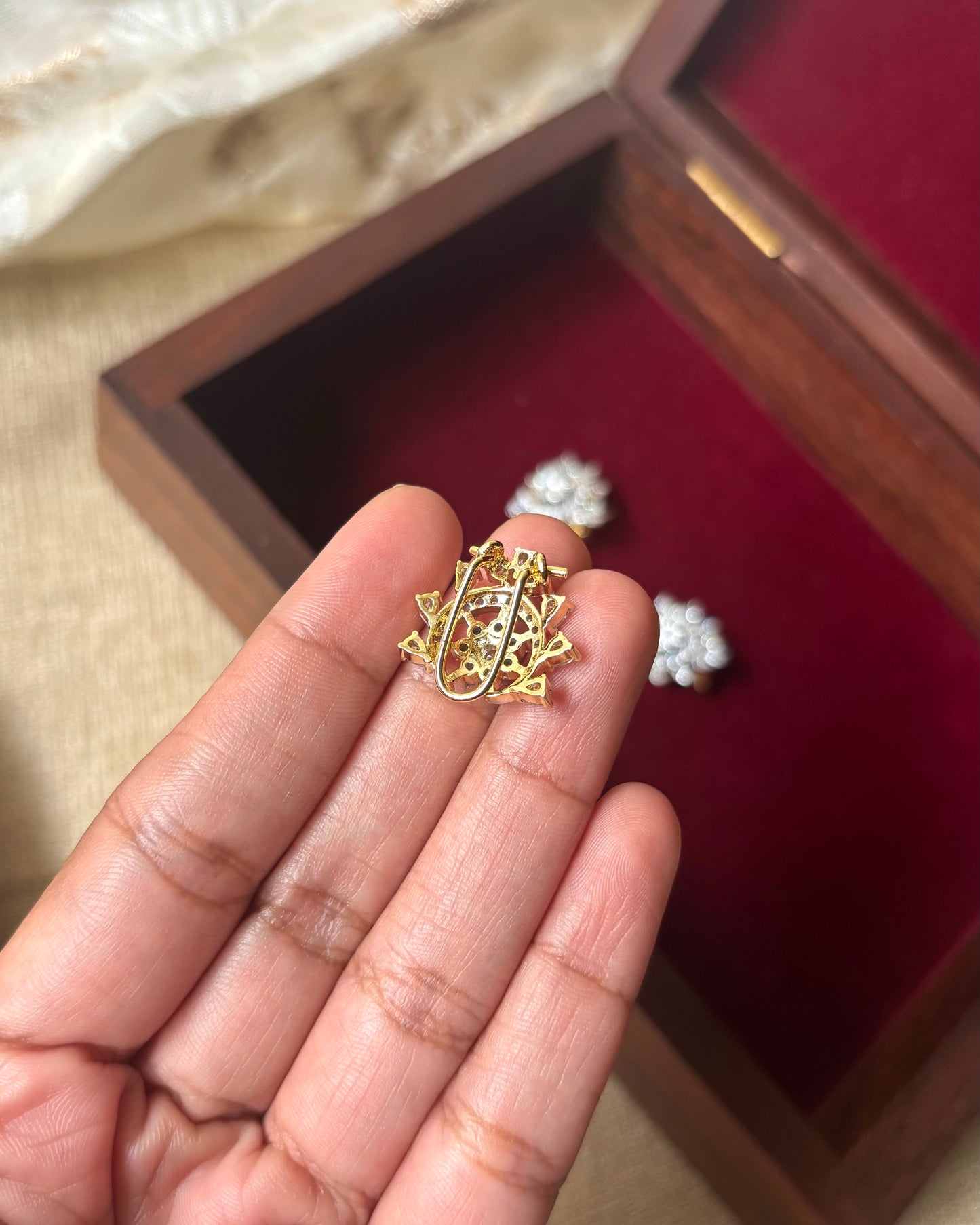 Statement AD Clip On Nosepin | NP058