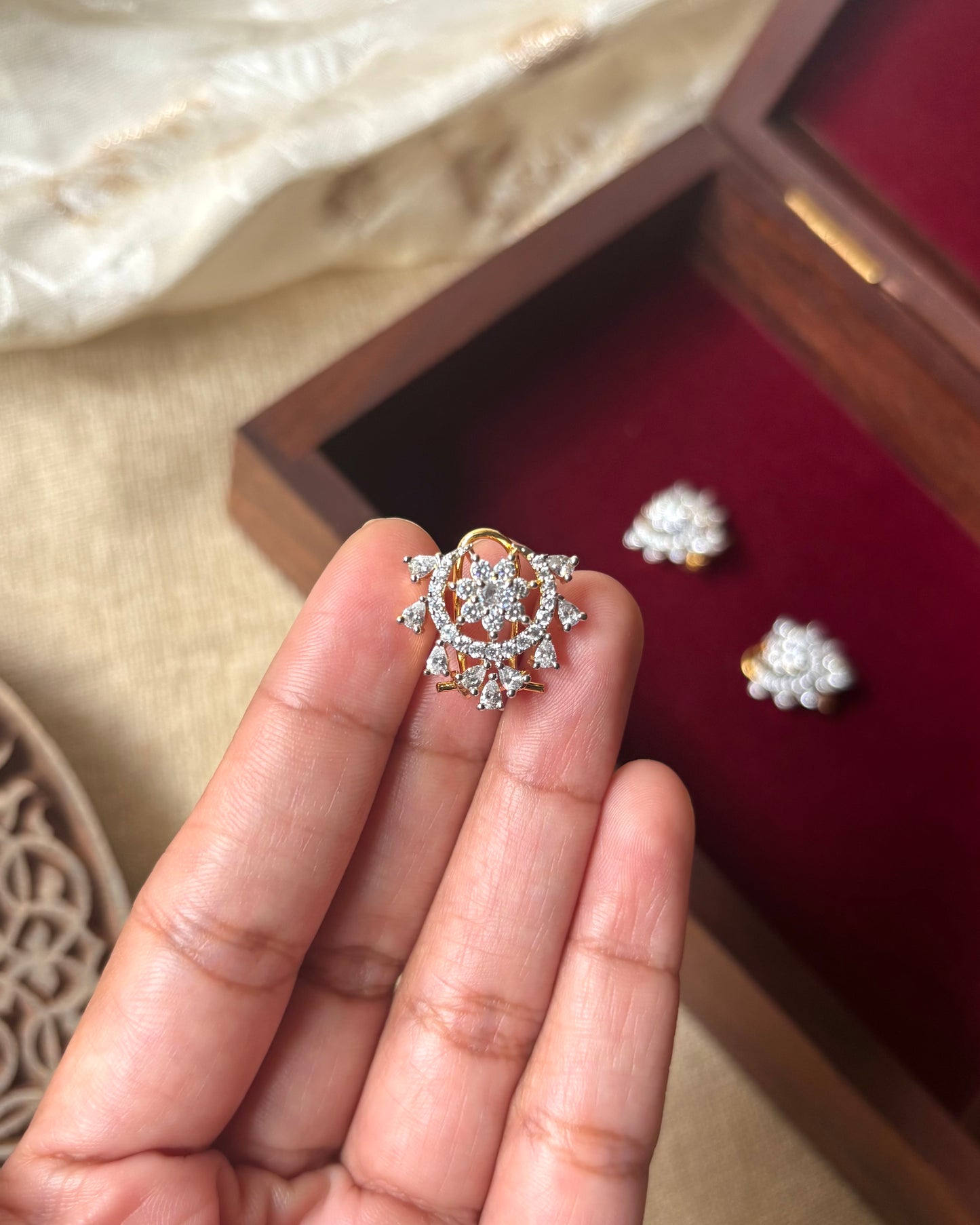 Statement AD Clip On Nosepin | NP058