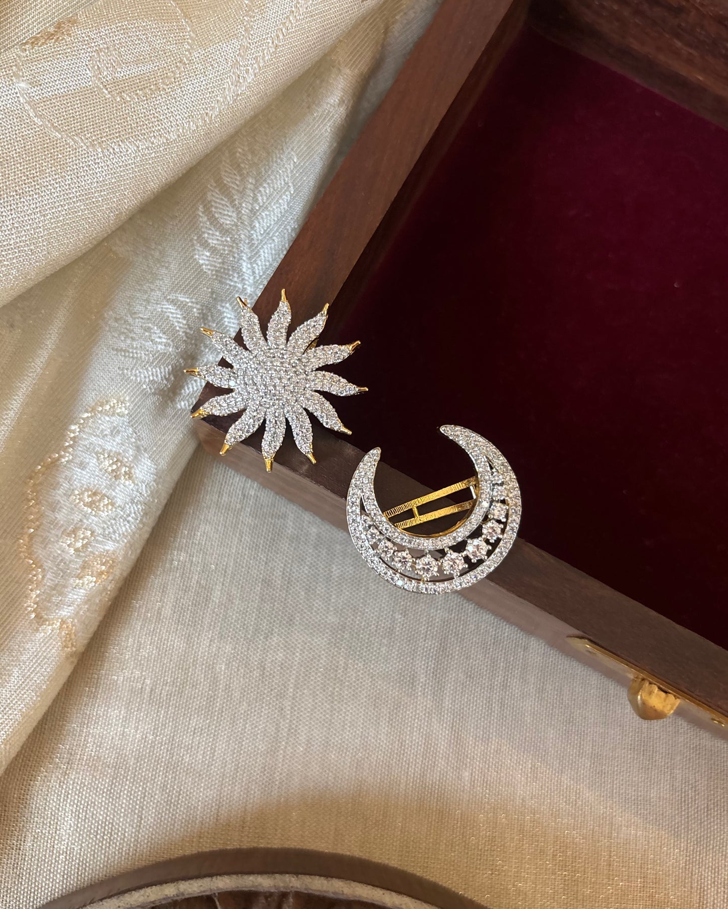Jadau Kundan Sun & Moon Hair Accessory – Gold Plated Traditional Set | HA301