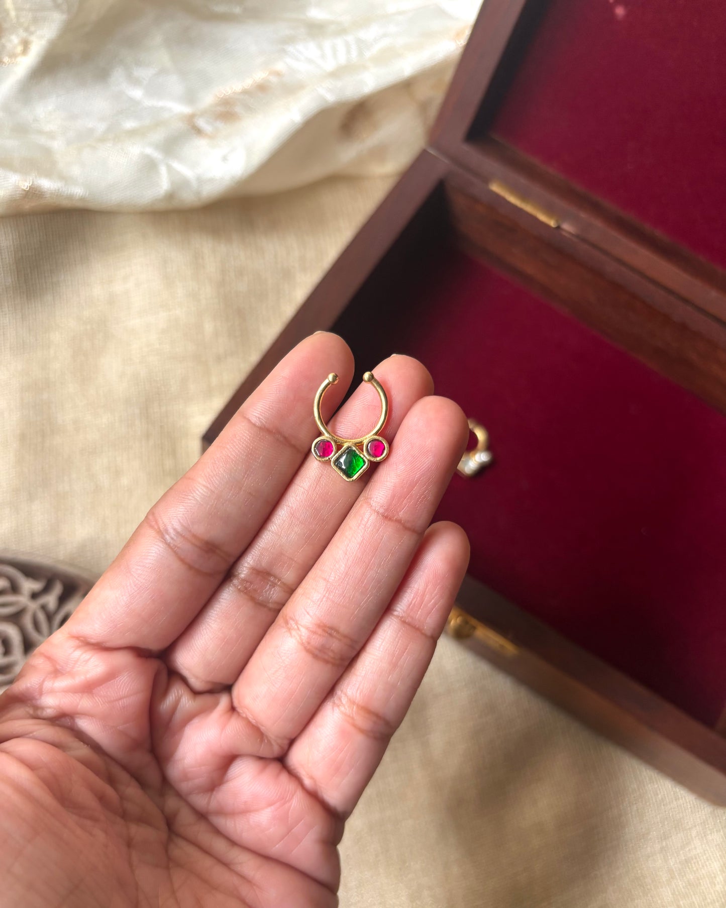 Minimal Clip On Septum Nosepin | NP065