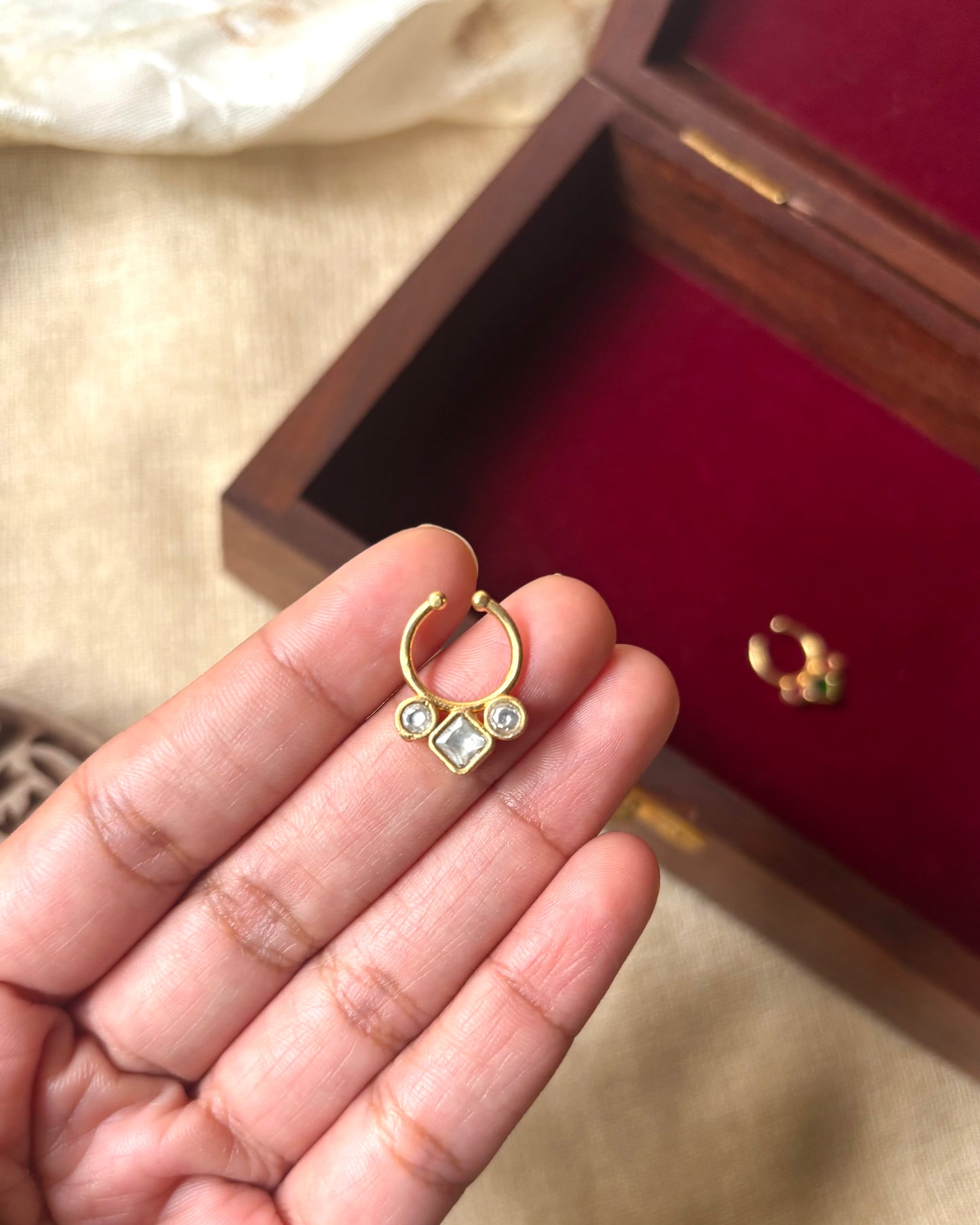 Minimal Clip On Septum Nosepin | NP066