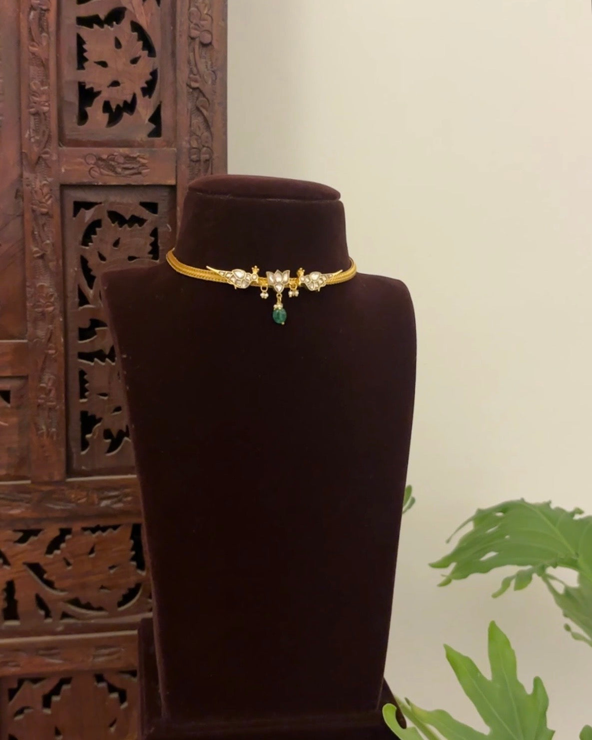 Lotus Bloom Kundan Choker | White  | NC683