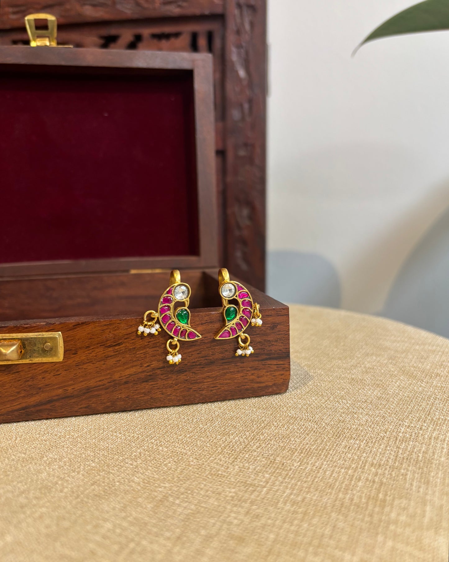 Multicolor Peacock Gold-Finish Jadau Bugadi | ER255