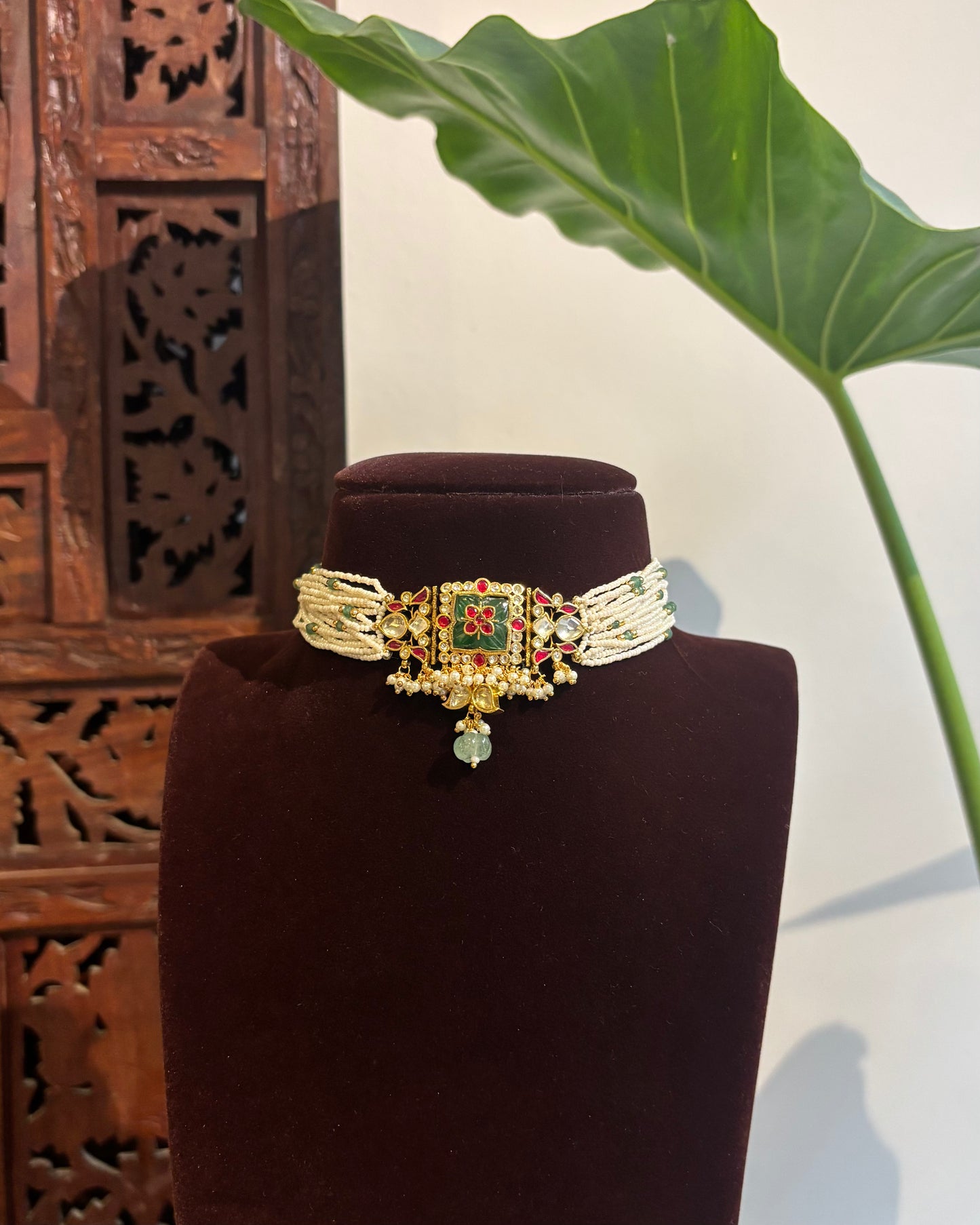 The Tri-Chrome Bloom – Statement Pearl Choker | Varna Edit | NC259