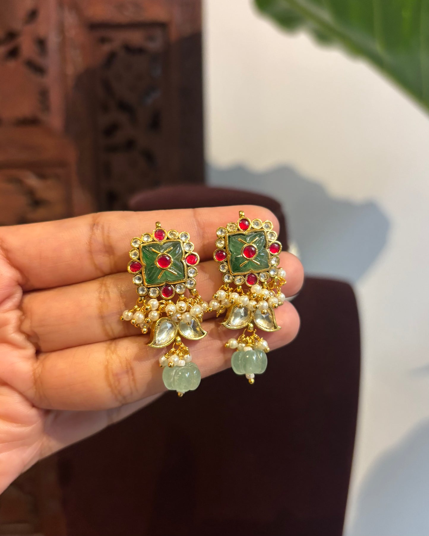 The Tri-Chrome Bloom – Statement Pearl Choker | Varna Edit | NC259