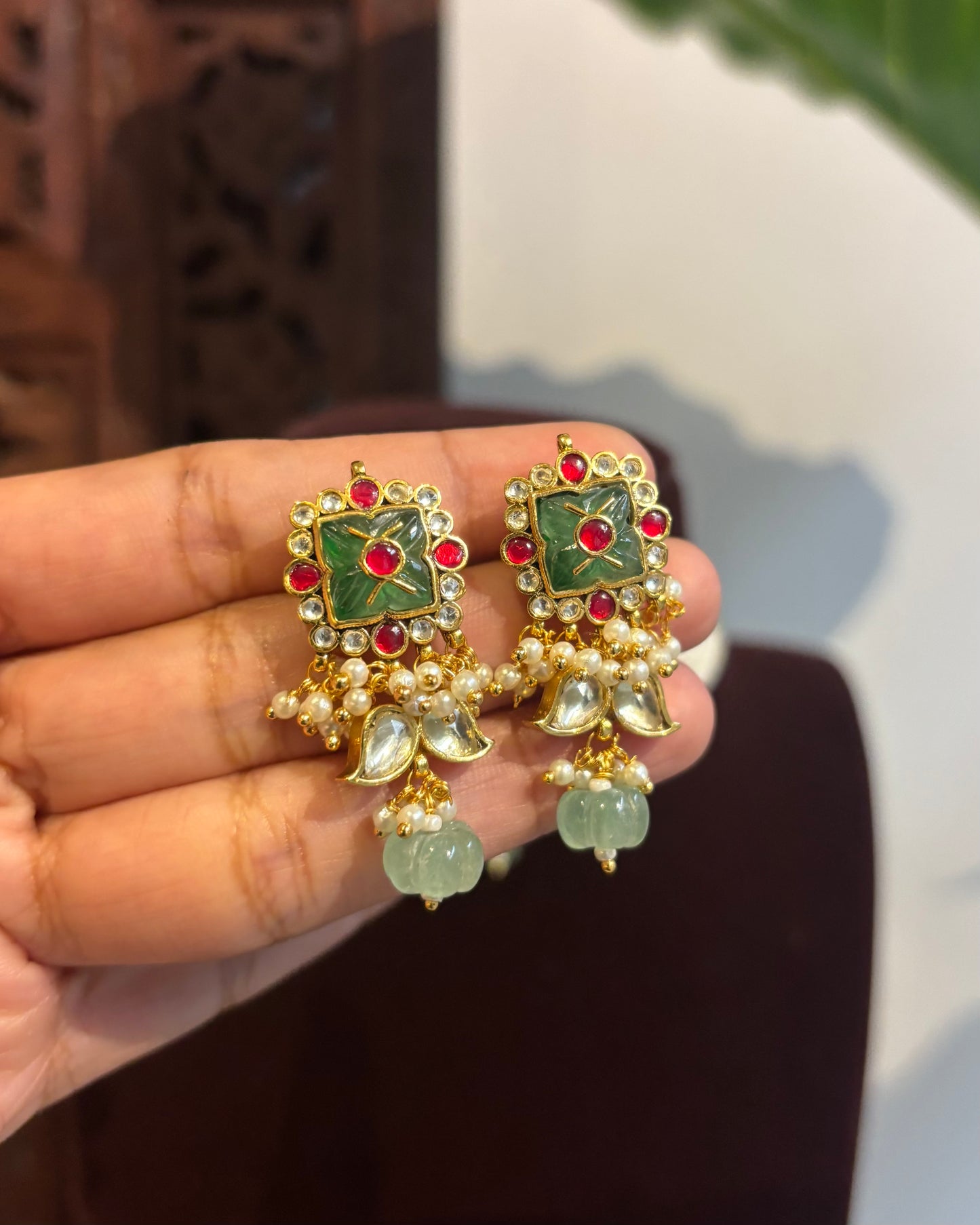 The Tri-Chrome Bloom – Statement Pearl Choker | Varna Edit | NC259